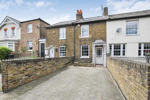 3 bedroom terraced house for sale, Petersham Road, Richmond