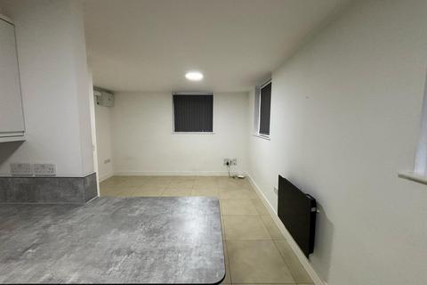 1 bedroom apartment to rent, Herbert James Close, Smethwick