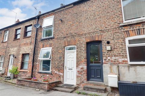 2 bedroom terraced house for sale, Station Road, Brough