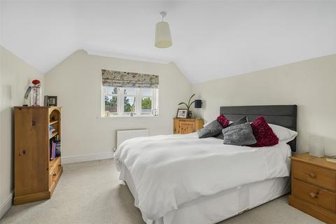 5 bedroom link detached house for sale, Park Farm Close, Ambrosden