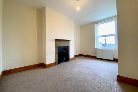 2 bedroom terraced house for sale, Savile Road, Elland