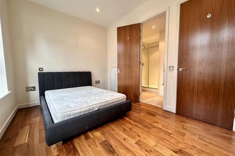 1 bedroom apartment to rent, The Edge, Clowes Street, Salford