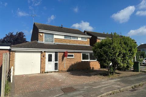 3 bedroom detached house to rent, Weymouth Close, Little Hill,Wigston