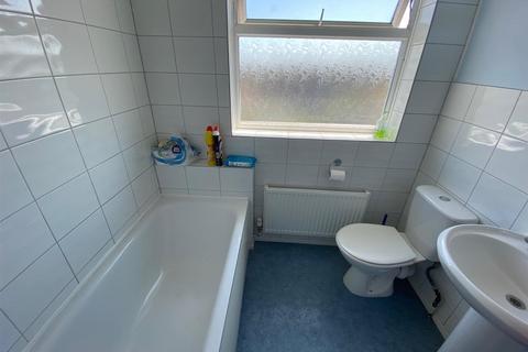 27 Blackberry Way, Lowestoft, NR32 3HF