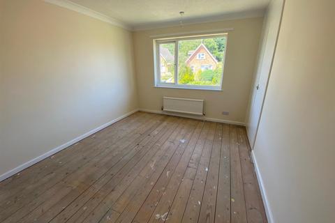 27 Blackberry Way, Lowestoft, NR32 3HF