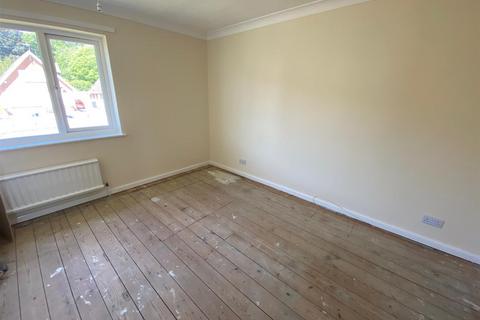 27 Blackberry Way, Lowestoft, NR32 3HF