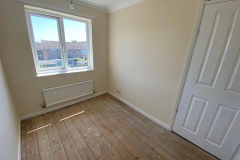 27 Blackberry Way, Lowestoft, NR32 3HF