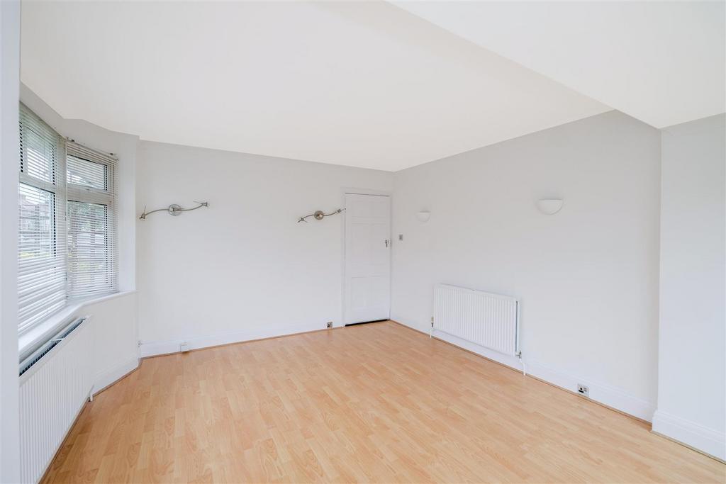 5 Oakwood Hill-13.jpg