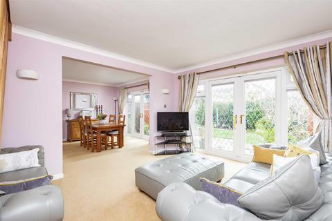 Birtrick House Birtrick Drive, Meopham, Gravesend, DA13 0LR
