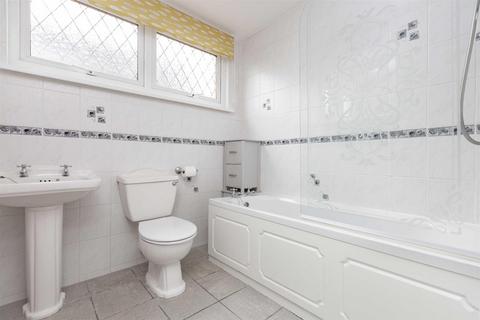 Birtrick House Birtrick Drive, Meopham, Gravesend, DA13 0LR