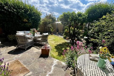 Birtrick House Birtrick Drive, Meopham, Gravesend, DA13 0LR