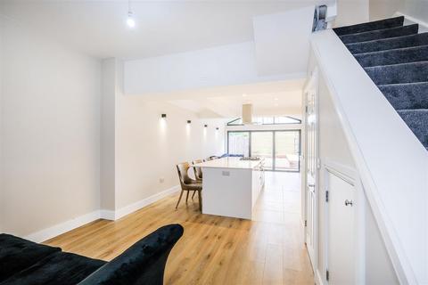 4 bedroom terraced house for sale, St Johns Road, Walthamstow