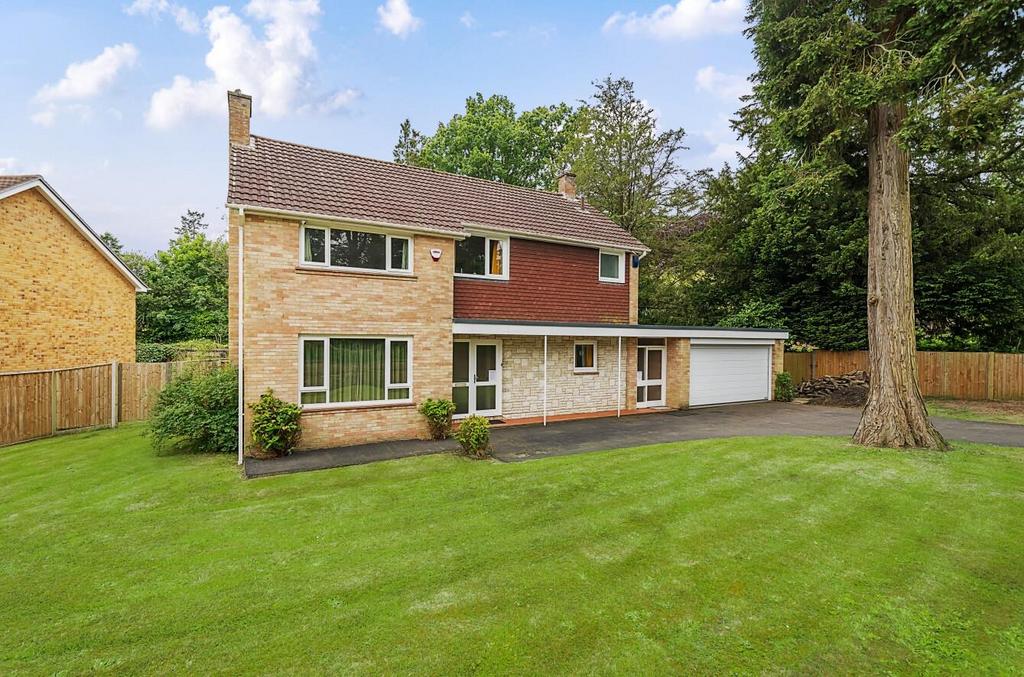 Merdon Close, Hiltingbury, Chandler's... 4 bed detached house - £765,000