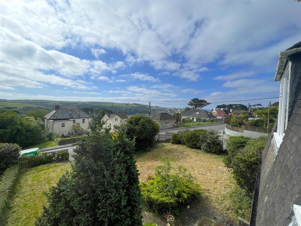 Viwe from bedroom 2.jpg
