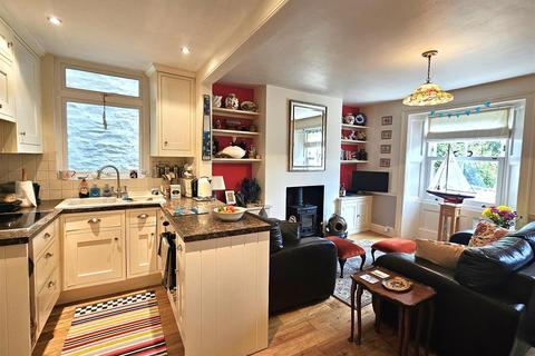 2 bedroom cottage for sale, East Street, Polruan