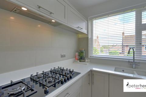 21 Highside Drive, Sunderland, SR3 1UW
