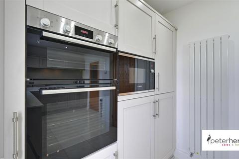 21 Highside Drive, Sunderland, SR3 1UW