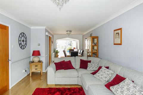 3 bedroom detached house for sale, White Horses Way, Littlehampton BN17