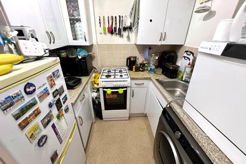 1 bedroom apartment for sale, Park Drive, Kings Heath, Northampton NN5