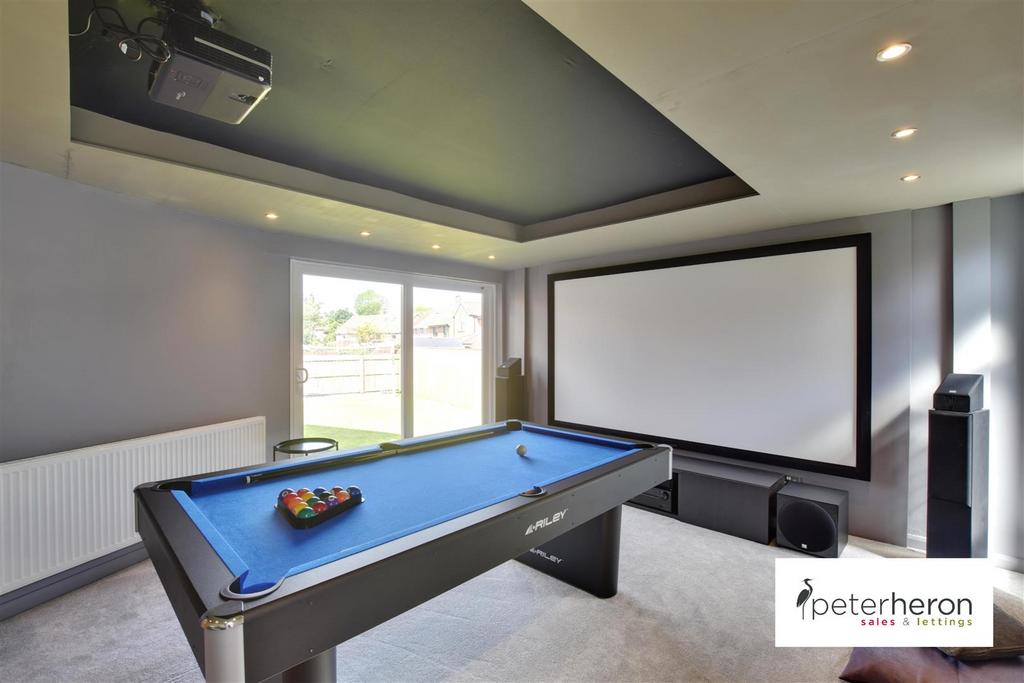 Family Room/Games Room