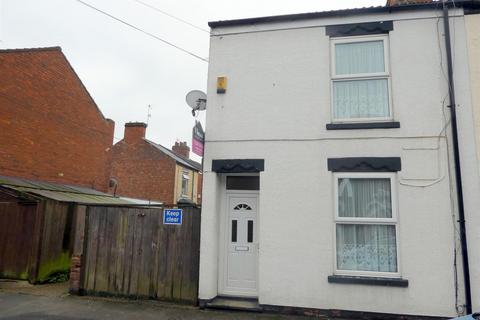 2 bedroom end of terrace house to rent, Middleburg Street, Hull