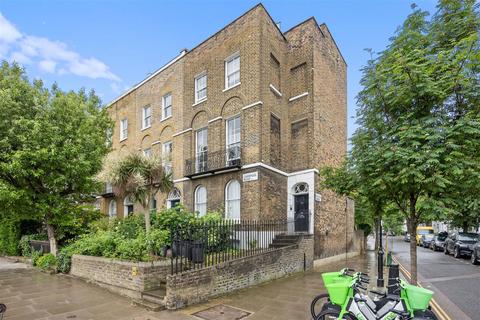 3 bedroom flat to rent, Liverpool Road, Islington N1