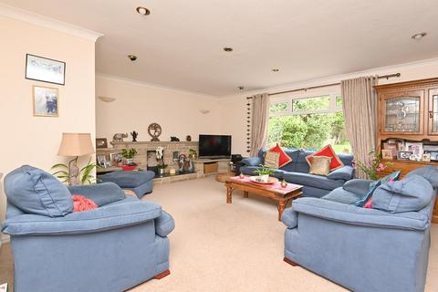 4 bedroom detached house for sale, Hillcote Drive, Fulwood, Sheffield