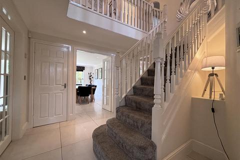5 bedroom detached house for sale, Hawthorn Close, Whalley, Ribble Valley