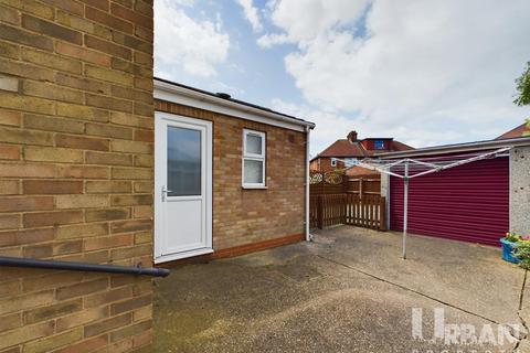 2 bedroom semi-detached house for sale, Dornoch Drive, Kingston Upon Hull