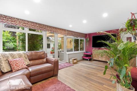 13 Canons Gate, Harlow, CM20 1QE
