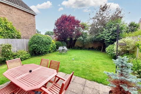 3 bedroom semi-detached house for sale, Belle Meade Close, Woodgate