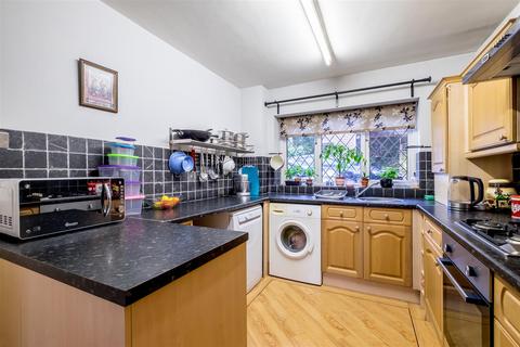 4 bedroom detached house for sale, Bonegate Road Brighouse