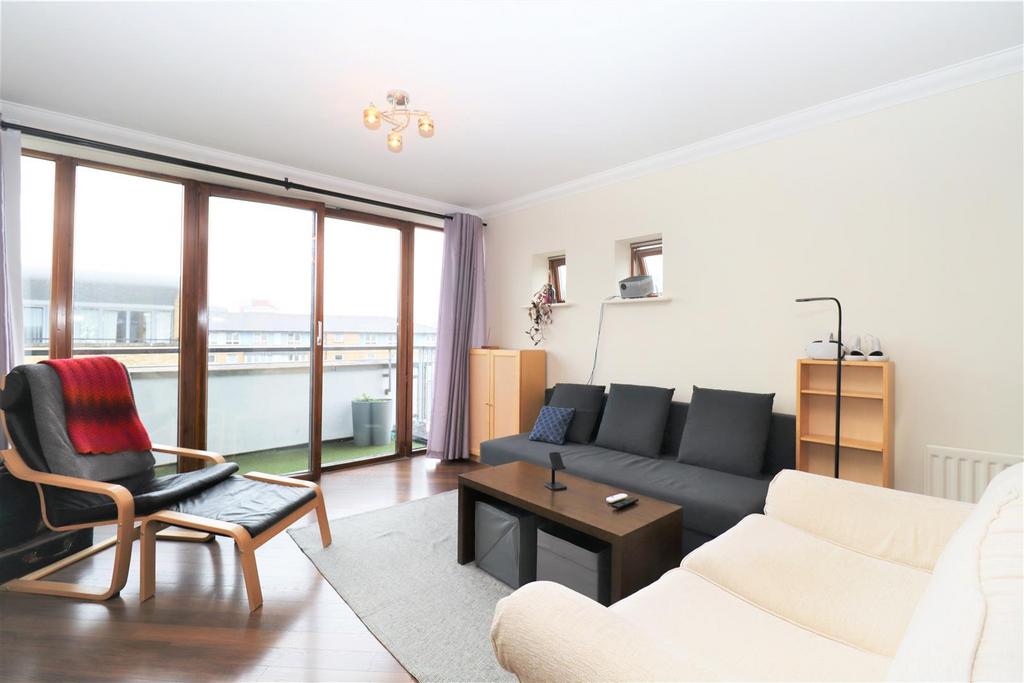 Shackleton Court, Isle of dogs, E14 2 bed apartment to rent £2,250