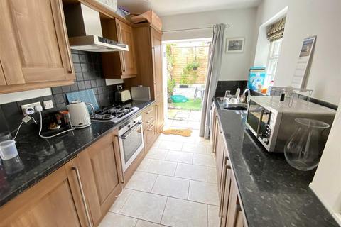 2 bedroom house to rent, Park Road, Wilmslow, Cheshire