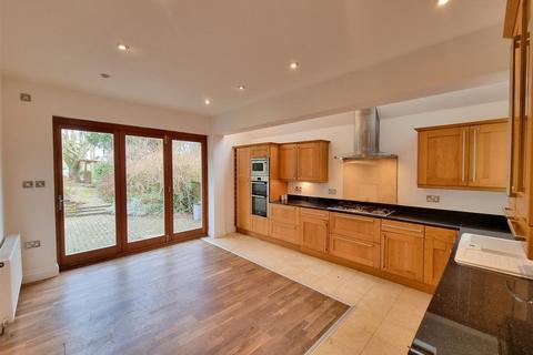 5 bedroom detached house for sale, Holmfield Road, Leicester