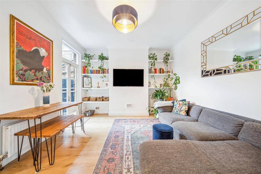 Avenue Road, W3 - FOR SALE