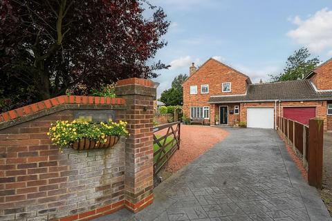 3 bedroom link detached house for sale, Back Lane, Hemingbrough, Selby