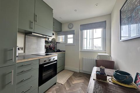 Studio for sale, Powis Square, Hove BN1