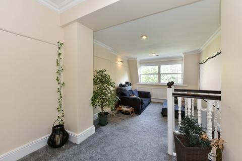 2 bedroom apartment to rent, Oakley Street, Chelsea, SW3