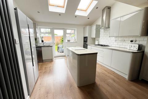 43 Daffodil Road, Walsall, WS5 3DQ
