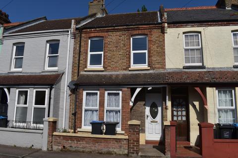 2 bedroom flat to rent, Church Road, Ramsgate, CT11