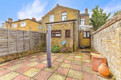 3 bedroom end of terrace house for sale, Frinton Road, London