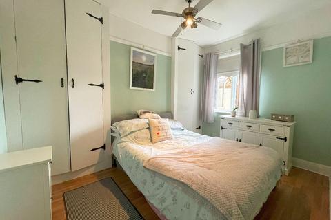 1 bedroom maisonette for sale, Cherry Tree Lane, Rainham