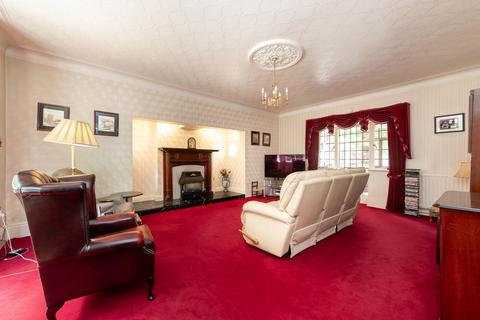 4 bedroom detached house for sale, Beverley Road, Leamington Spa, CV32