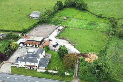 5 bedroom detached house for sale, Water End, Holme-on-spalding-Moor, York, North Yorkshire, YO43 4HA