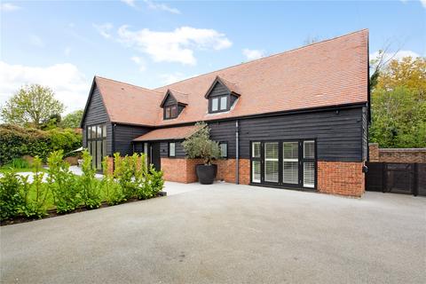 5 bedroom detached house to rent, Watton Road, Datchworth, Knebworth, Hertfordshire, SG3