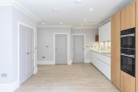 1 bedroom apartment for sale, Gilkes Place, Dulwich Village, London, SE21