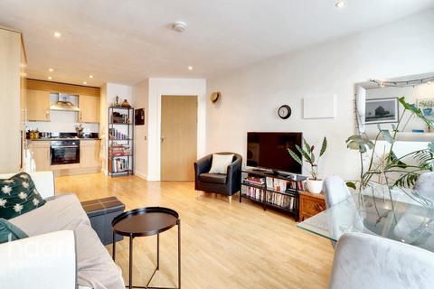 1 bedroom apartment for sale, Western Road, ROMFORD