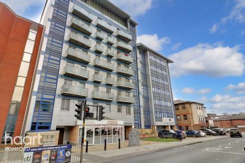 1 bedroom apartment for sale, Halyards Court, Western Road, Romford, RM1 3GL