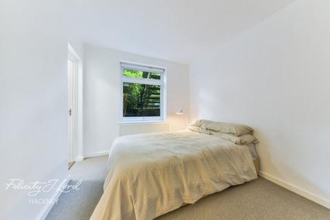 90a Gore Road, London, E9 7HW